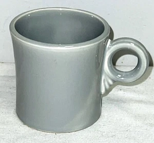 Vintage FIESTA GRAY TOM & JERRY 3 1/8" MUG - Picture 1 of 2