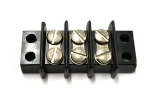 TRW Cinch/Beau 3-140, 3 Position Terminal Block Barrier, Strip 15A @ 250V AC - Picture 1 of 1
