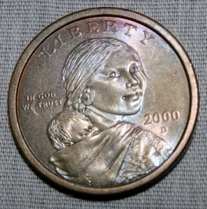 Moneda de un dólar estadounidense Sacagawea 2000 D tono oro nativo americano: circulada d7 - Imagen 1 de 4