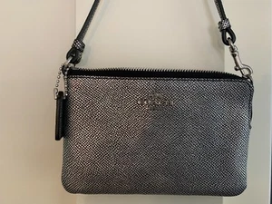 COACH Corner Zip Small Wristlet Platinum Gold Metallic Leather EUC - Picture 1 of 10