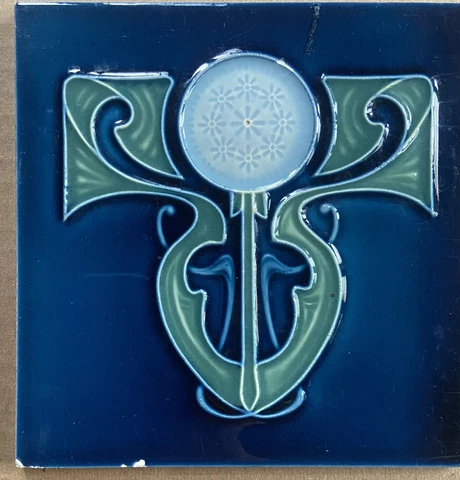 ANTIQUE MAJOLICA TILE - BELGIUM HEMIXEN C1900 Cover