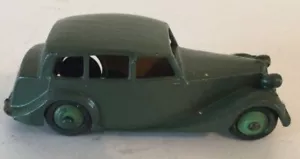 DINKY MECCANO WWII Green 40b-G151/G ARMY TRIUMPH 1800 Saloon CODE 3 1948/9 - Picture 1 of 7