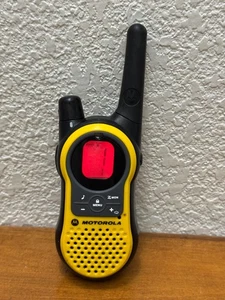 1 Walkie-Talkie Radio bidireccional portátil Motorola Talkabout MH230R con clip para cinturón - Imagen 1 de 19