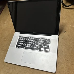 APPLE MacBook Pro Laptop 2009 15.4" LCD SCREEN W/Hard Drive UJ868A Parts - Picture 1 of 7