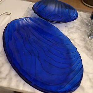Vintage Cobalt Blue Glass Bowl IVV Textured Wavy Stripes 8-1/4" x 2" Plate 13” - Picture 1 of 3