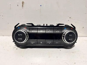 Mercedes A CLASS Heater & A/C Controls W176 03/13-03/18 - Picture 1 of 2