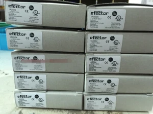 IB0004 1PC NEW efector proximity switch - Picture 1 of 1