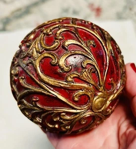 Red Goldtone 3" Decorated Round Shape Ball Carpet Ball 12” in diameter - Picture 1 of 10