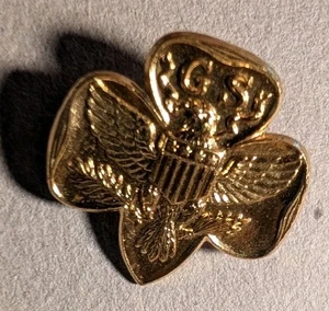 Vintage Pfadfinder Pin 50er-60er Jahre nicht magnetisch Mitgliedschaft gold gestempelt Adler - Bild 1 von 2