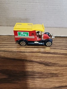 READERS DIGEST PLASTIC TRANSPORT DELIVERY TRUCKS SET OF 4, #s 501/502/503/504 - Picture 1 of 9