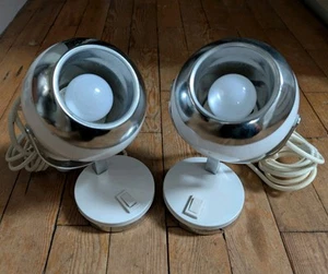 Pair of White Eyeball Table Lamps by Veneta Lumi ? - Working UK Plug Desk Light - Picture 1 of 24