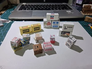 Lote # 85 20 cajas de productos para automóviles listos para dioramas de automóviles en escalas 1:24-25 - Imagen 1 de 17