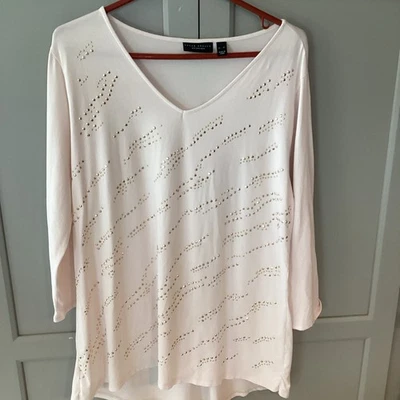 Top Susan Graver Fin de Semana Mezcla de Algodón Manga 3/4 Marfil Adornado Alto-Bajo XL Foto 1 de 4