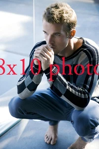 CAM GIGANDET #26,BARFUSS,BAREFEET,feet,burlesque,TWILIGHT,easy a,8X10 FOTO - Bild 1 von 1