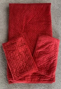 Martha Stewart Red Velour Full/Queen Quilt Set 3pc. - Picture 1 of 5