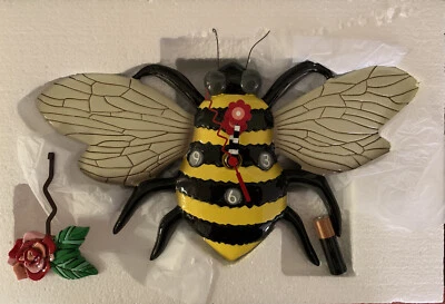 ALLEN DESIGN "BUZZ" THE BEE WALL CLOCK P1804 - Image 1 of 3