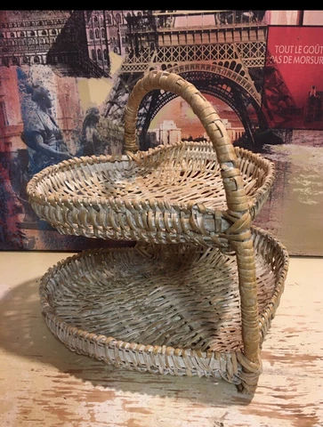 VTG Wicker HEART Shaped 2 Tier Handle Cottage Style BOHO Chic Decor distressed Cover