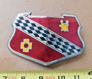 HOOD ORNAMENT CENTER EMBLEM FOR 1947 BUICK CARS ENAMEL CERAMIC 47 - Bild 1 von 2