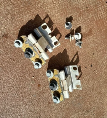 Dodge Durango 1999 2006 2007 2008 2009 puerta trasera bisagra puerta levadiza 04589059AB 2 PIEZAS Foto 1 de 4