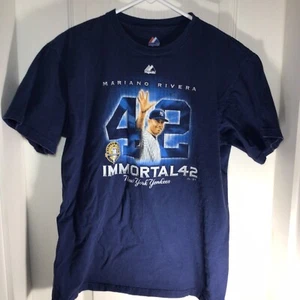 Mariano Rivera Yankees Majestic Blue Immortal 42 Youth XL T-shirt - Picture 1 of 16
