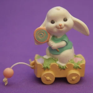Hallmark Merry Miniature Easter 1989 Bunny in Wagon QSM1552 Mini - Picture 1 of 3