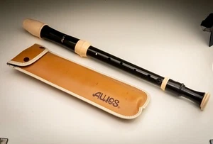 Vintage Aulos 209N-E 3 Piece Recorder 19 Inches Cream & Brown + Case Flute - Picture 1 of 9
