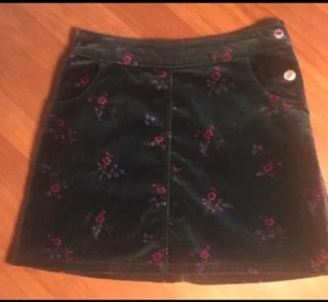 Vintage Size 10 Girls Gap Skirt Floral 100% Cotton Velvet Feel Button Detail - Picture 1 of 6