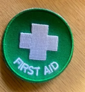 FIRST AID ROUND Embroidered IRON/SEW ON Patch Green & White P106 - Picture 1 of 3