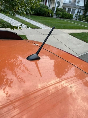 Antena espiral de borracha curta 7" mastro rádio AM/FM para SUBARU FORESTER 2009-2016 - Imagem 1 de 4