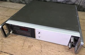 Hewlett Packard 8445B Automatic Presselector 2 to 18Ghz Mount Opt. 002 UNTESTED - Picture 1 of 8