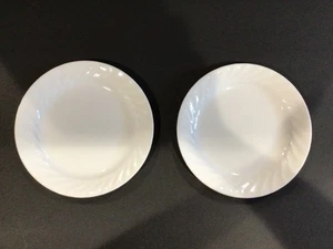 2 Corning Corelle VERBESSERUNGEN Salat Brot Dessert Teller 7,25" Weiß Wirbel - Bild 1 von 6