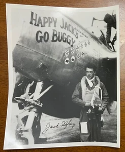 Foto firmada por Jack Ilfrey piloto as de la Segunda Guerra Mundial primer grupo de luchadores - Imagen 1 de 3