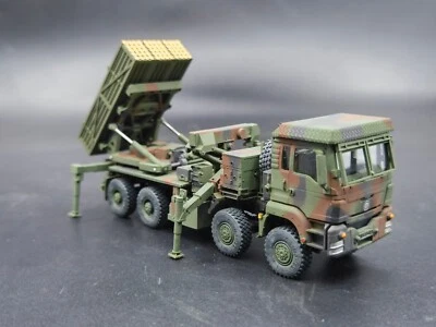  1/72 Taiwan Thunder 2000 Rocket with  Launching Units Finished Model - Image 1 of 4