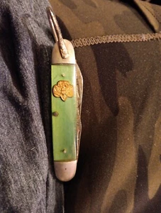 Vintage Pocket Knife 1962 Girl Scout 4 blade Kutmaster UTA14GR Green Acetate - Picture 1 of 2