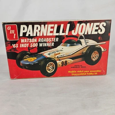 Kit Modelo Plástico AMT Parnelli Jones Watson Roadster Foto 1 de 4