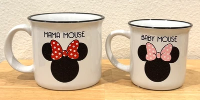 De colección Raro Difícil de Encontrar Disney Plata Búfalo Minnie Mamá Ratón y Bebé Ratón Tazas CHIP Foto 1 de 4