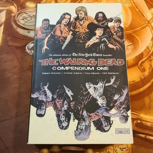 THE WALKING DEAD Compendium One 1 Graphic Novel Book - Picture 1 of 3