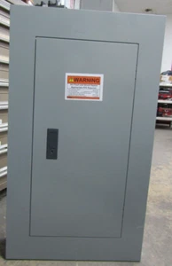 😃 SIEMENS 100 AMP HAUPTSCHALTER PANELBOARD 208Y/120 VAC 3 PHASEN 42 SCHALTUNG - Bild 1 von 11