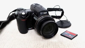 NIKON COOLPIX 8800 VR Digital Camera with battery & memory card - Afbeelding 1 van 7