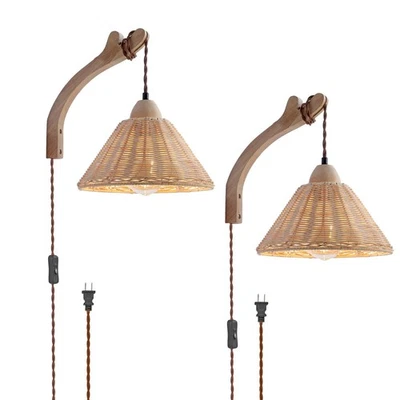 Aplique de pared enchufable lámpara de pared boho con pantalla de ratán natural, pared de granja... Foto 1 de 4