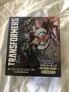 Transformers Optimus Prime FuRyu Display Figure New In Box - Picture 1 of 3