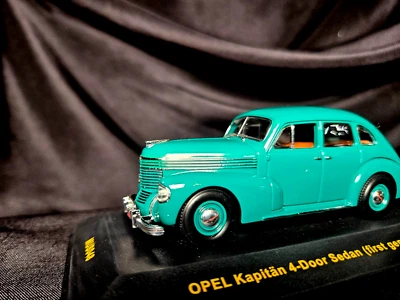 ixo 1939 Opel Kapitan 4-Door Sedan 1:43 Scale Inv. #3906 - Image 1 of 4