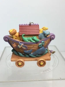 Keepsake Hallmark Safe In Noah’s Ark Handcrafted 2000 Christmas Ornament EUC - Picture 1 of 12