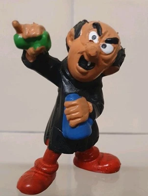 VINTAGE 1980s SCHLEICH PEYO GARGAMEL MAD SCIENTIST SMURF TOY FIGURE SMURFS.      - Image 1 of 4