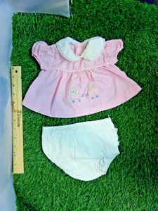 si adatta a XAVIER ROBERTS scultura morbida ABITO BAMBINI VINTAGE ROSA OLTRE 40 ANNI - Foto 1 di 2