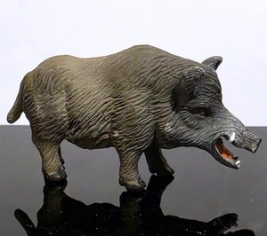 Worthog Wildschwein Schwein Baumhaus Baumhaus Kinder Kunststoff Figur Spielzeug - Bild 1 von 4