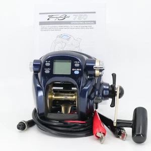Daiwa Tanacom Bull 750 Auto Jigging Electric Reel w/English Manual & Cable JAPAN - Picture 1 of 13