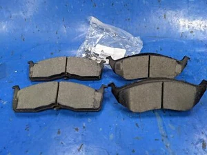 Genuine OEM Mopar Front Disc Brake Pad Kit Set V1013438AC 1999-2005 Dodge Neon - Picture 1 of 2
