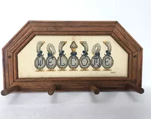 Nastro vintage oche punto croce BENVENUTI AMICI struttura legno con pioli oca 7"X14" - Foto 1 di 9