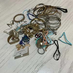 Vintage Schmuck und Zubehör Konvolut - Ohrringe, Halskette, Armbänder - Tracht - Bild 1 von 8